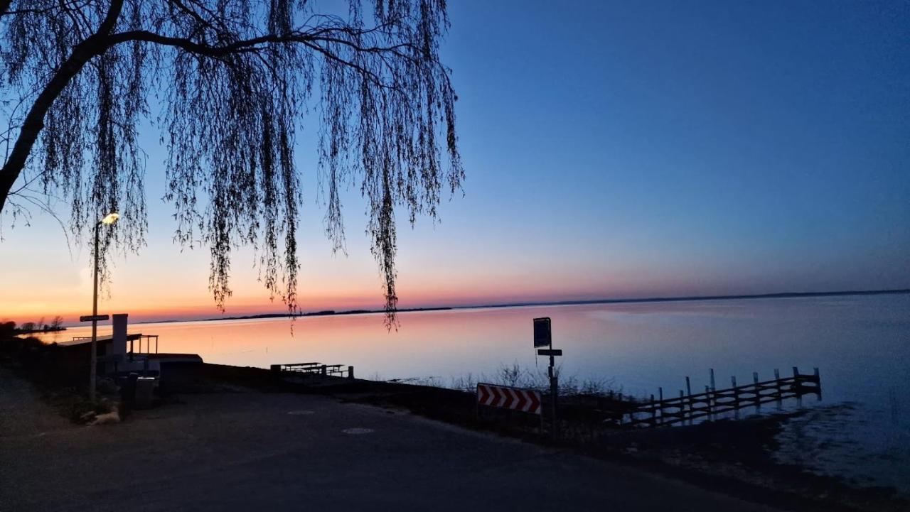 Hotel Udsigten Marstal ภายนอก รูปภาพ