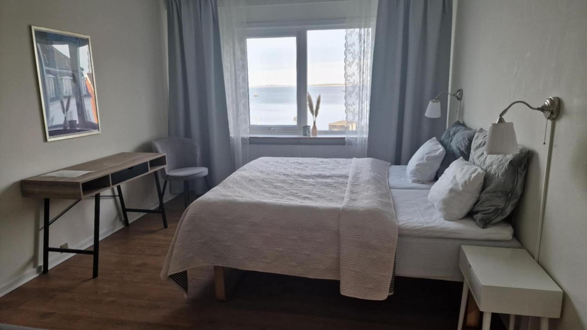 Hotel Udsigten Marstal ภายนอก รูปภาพ